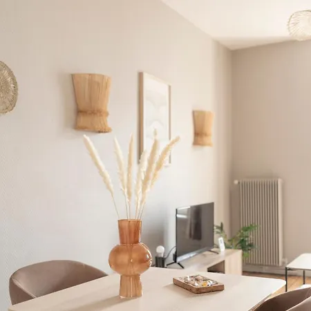 Lumiere & Calme - Le Repos D'ingrid Apartament